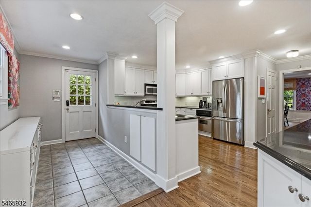 45 West Rd, Millburn Twp., NJ 07078