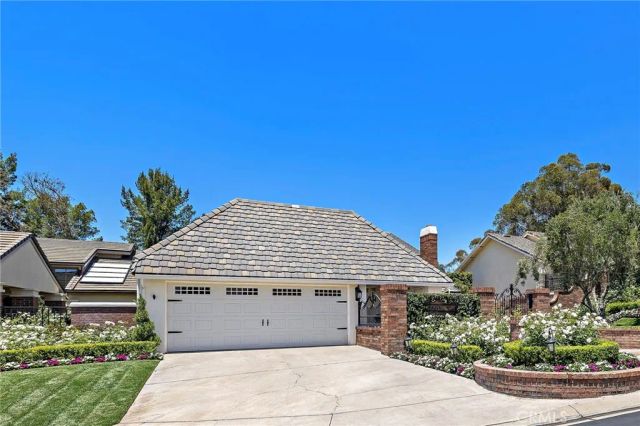 5603 E Crest De Ville, Orange, CA 92867