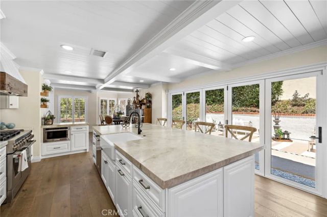 5603 E Crest De Ville, Orange, CA 92867