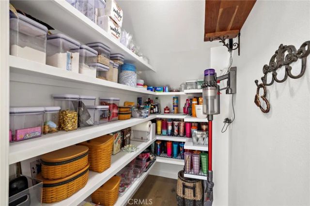 5603 E Crest De Ville, Orange, CA 92867