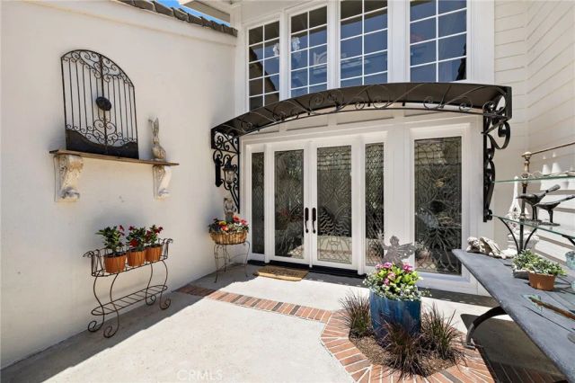 5603 E Crest De Ville, Orange, CA 92867