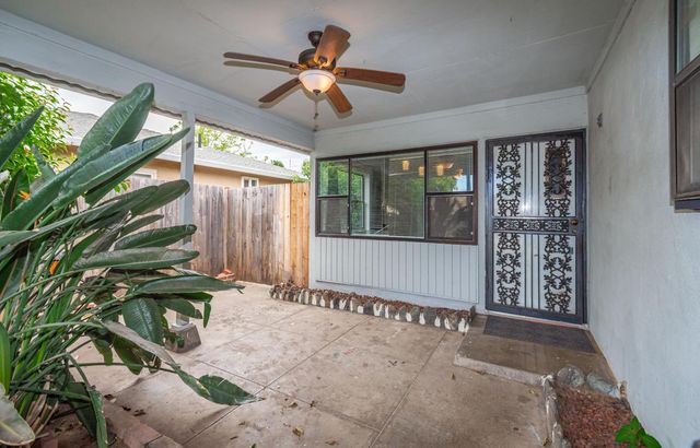 160 Arcade Blvd, Sacramento, CA 95815