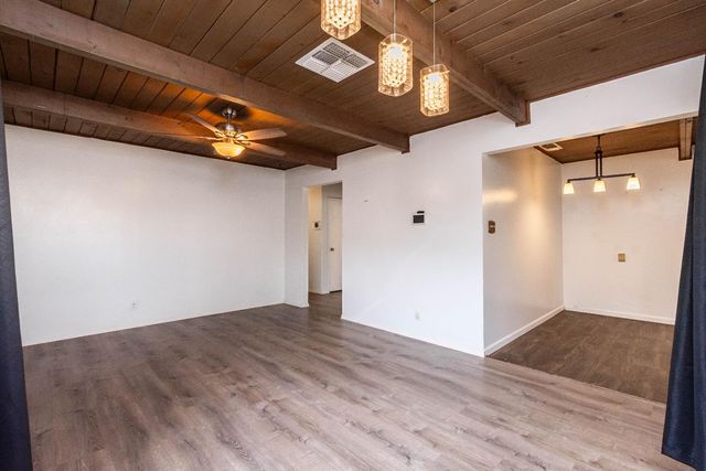 160 Arcade Blvd, Sacramento, CA 95815