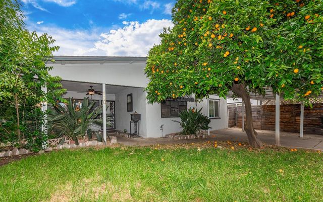 160 Arcade Blvd, Sacramento, CA 95815