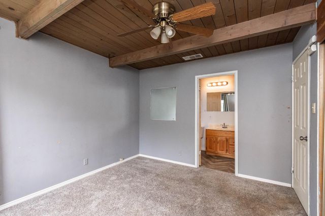 160 Arcade Blvd, Sacramento, CA 95815