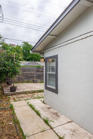 160 Arcade Blvd, Sacramento, CA 95815