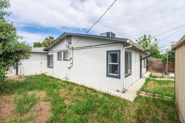 160 Arcade Blvd, Sacramento, CA 95815