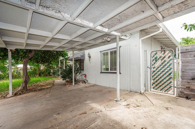 160 Arcade Blvd, Sacramento, CA 95815