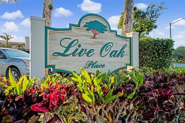 9440 Live Oak Place 402, Davie, FL 33324