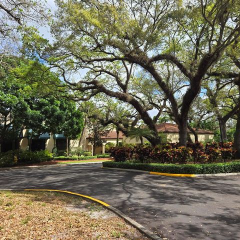 9440 Live Oak Place 402, Davie, FL 33324
