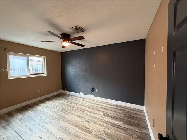 56 NW 39th Street 56, Miami, FL 33127
