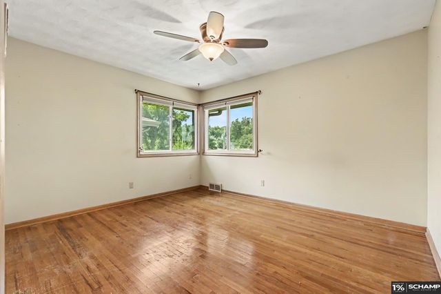 2314 S 46 Avenue, Omaha, NE 68106