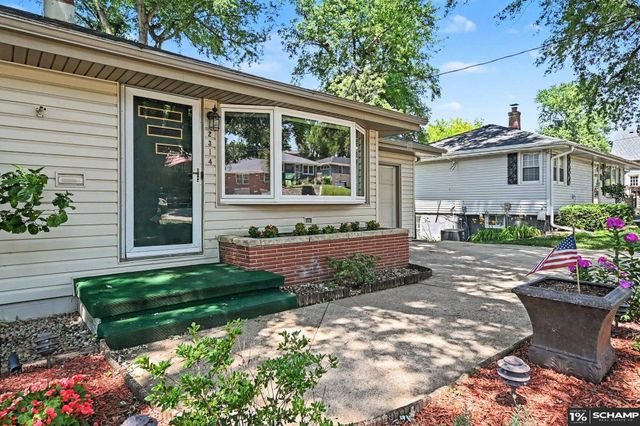 2314 S 46 Avenue, Omaha, NE 68106