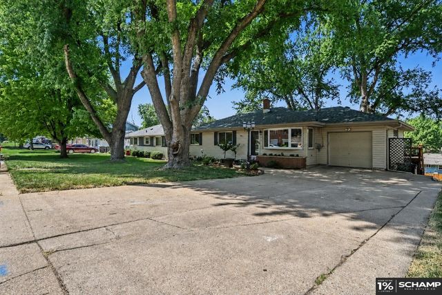 2314 S 46 Avenue, Omaha, NE 68106