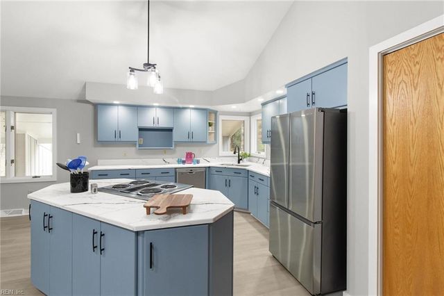 5731 Kings Ridge RD, Gloucester, VA 23061