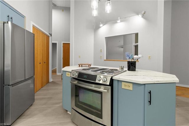 5731 Kings Ridge RD, Gloucester, VA 23061