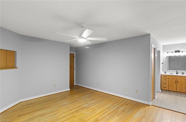 5731 Kings Ridge RD, Gloucester, VA 23061