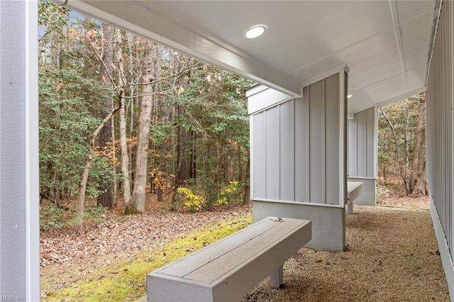 5731 Kings Ridge RD, Gloucester, VA 23061