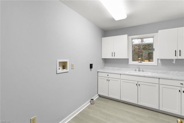 5731 Kings Ridge RD, Gloucester, VA 23061