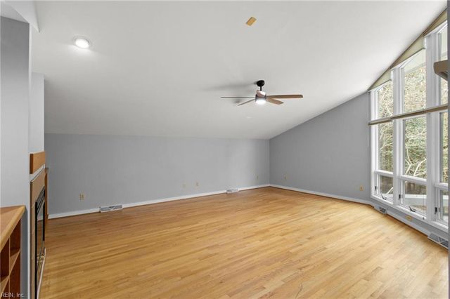 5731 Kings Ridge RD, Gloucester, VA 23061