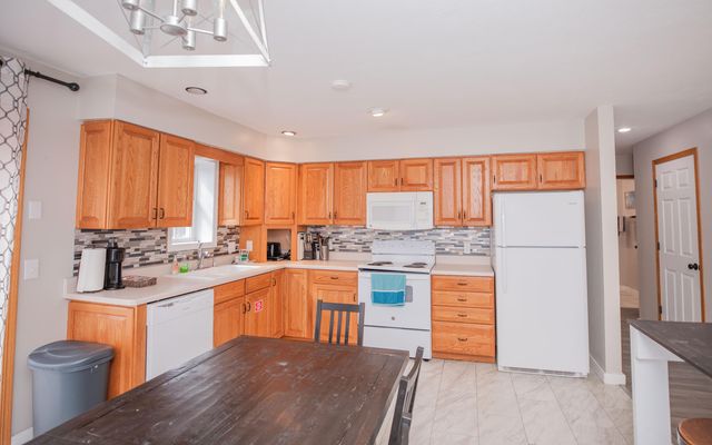 18220 S 1511 Road, Stockton, MO 65785