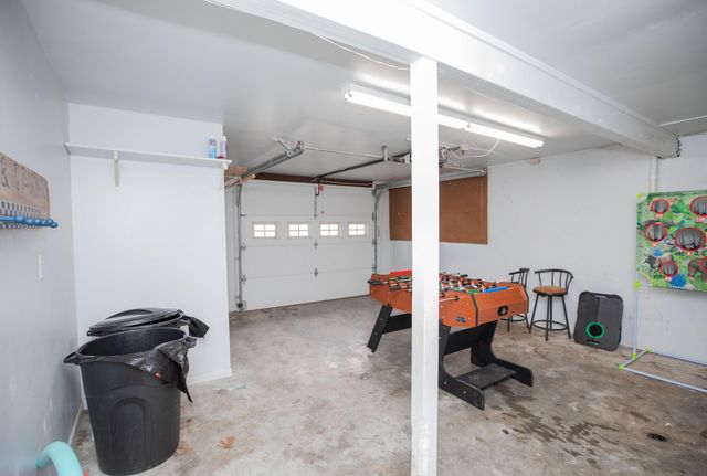 18220 S 1511 Road, Stockton, MO 65785