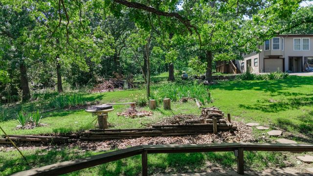 18220 S 1511 Road, Stockton, MO 65785