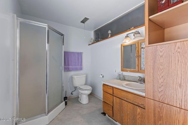S 912 29th Ave, Yakima, WA 98902