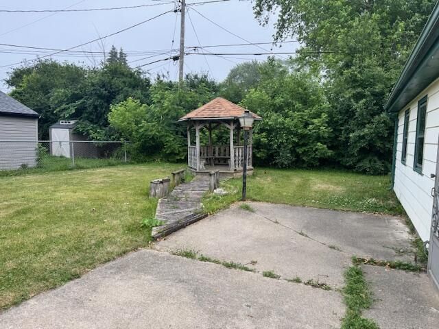 1217 Blake AVENUE, South Milwaukee, WI 53172