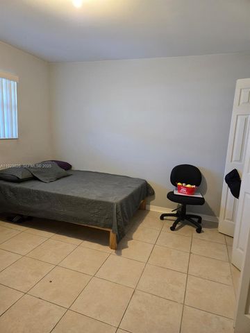 7837 Golf Cir Dr 310, Margate, FL 33063