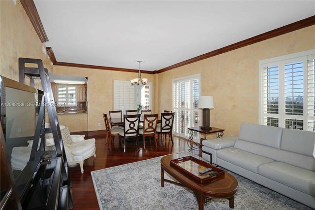 10 Aragon Avenue 1216, Coral Gables, FL 33134