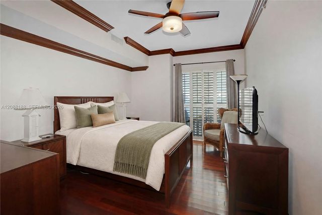 10 Aragon Avenue 1216, Coral Gables, FL 33134