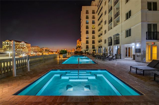 10 Aragon Avenue 1216, Coral Gables, FL 33134