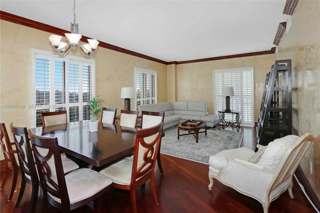 10 Aragon Avenue 1216, Coral Gables, FL 33134