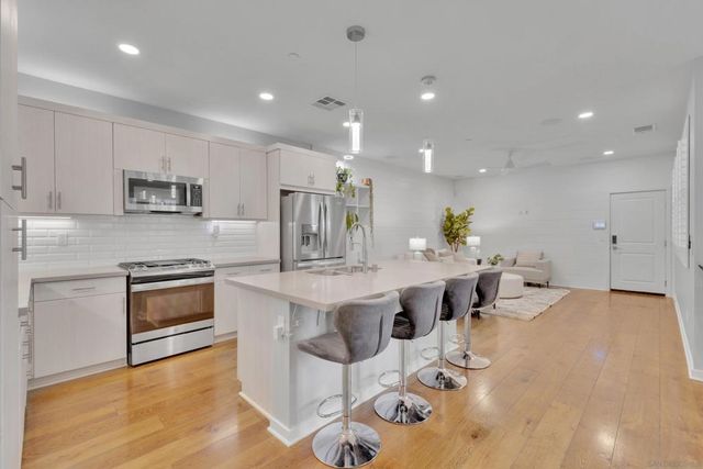 955 Camino Aldea, Chula Vista, CA 91913