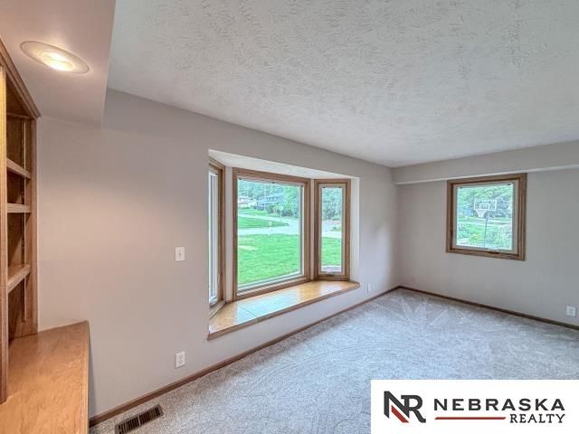 3309 Bridgeford Road, Omaha, NE 68124