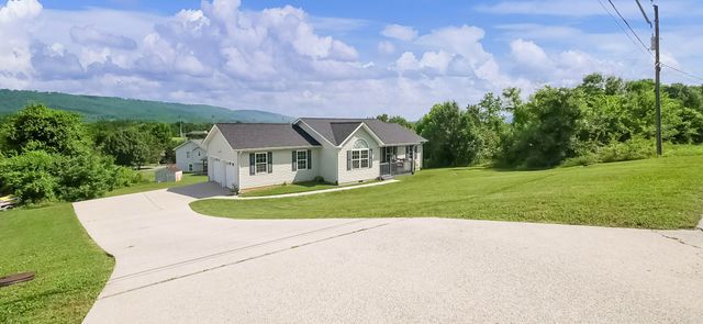 217 Lookout Circle, Trenton, GA 30752
