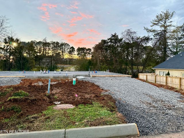 7321 Woodpecker Way 27, Knoxville, TN 37921