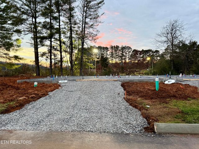 7321 Woodpecker Way 27, Knoxville, TN 37921