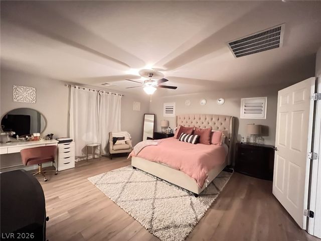 4507 Creekside Cavern Avenue, North Las Vegas, NV 89084