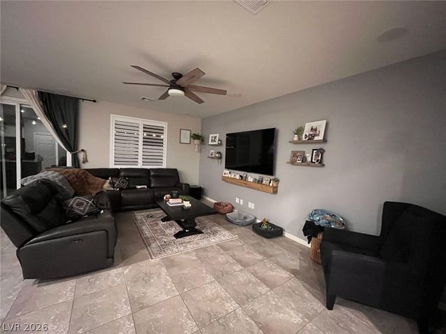 4507 Creekside Cavern Avenue, North Las Vegas, NV 89084