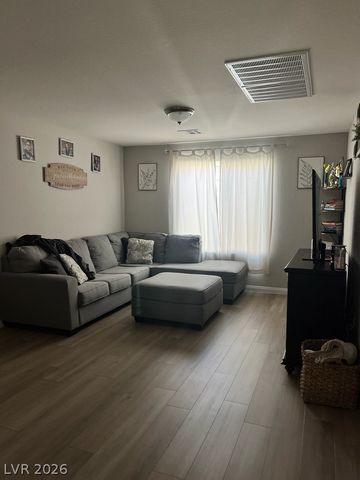 4507 Creekside Cavern Avenue, North Las Vegas, NV 89084