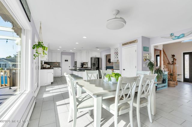 20 Dune Drive, Bayville, NJ 08721