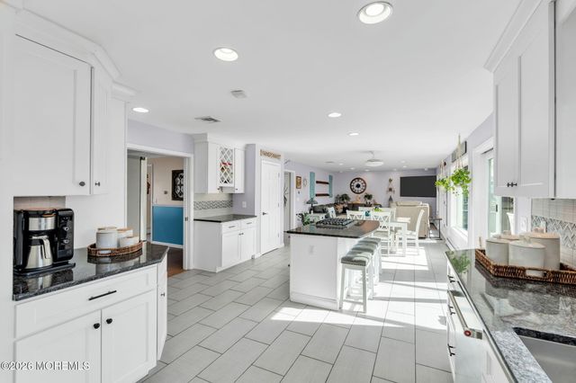 20 Dune Drive, Bayville, NJ 08721