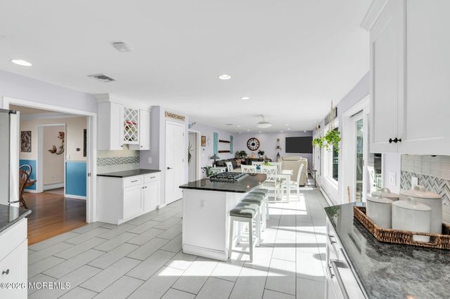 20 Dune Drive, Bayville, NJ 08721