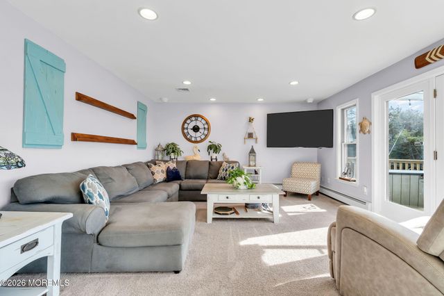 20 Dune Drive, Bayville, NJ 08721