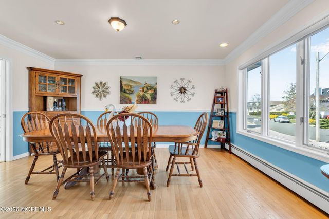 20 Dune Drive, Bayville, NJ 08721