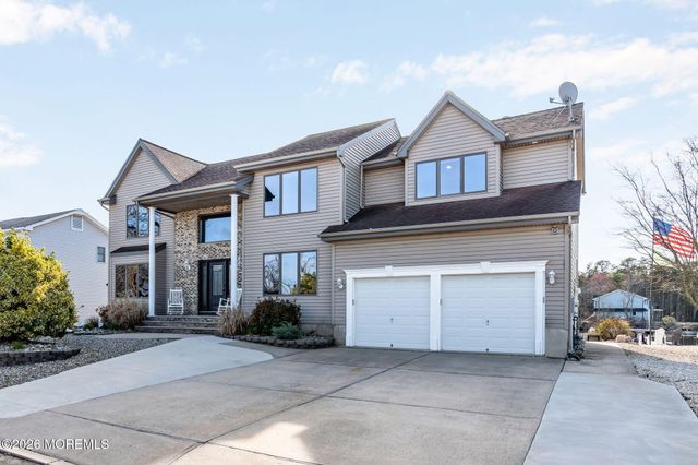 20 Dune Drive, Bayville, NJ 08721