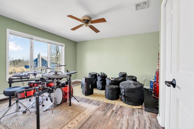 20 Dune Drive, Bayville, NJ 08721