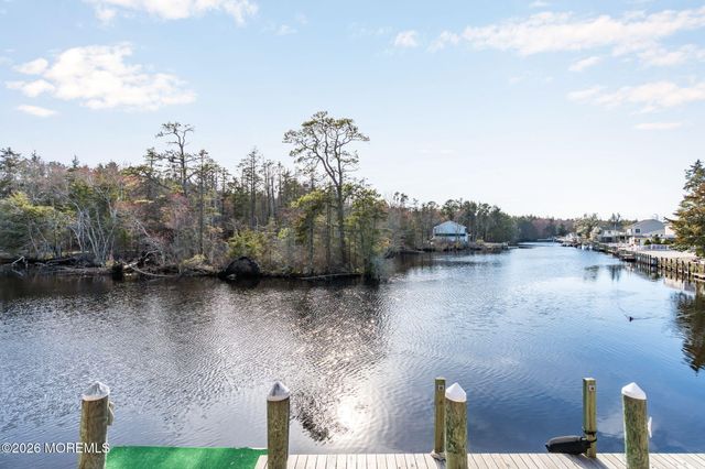 20 Dune Drive, Bayville, NJ 08721